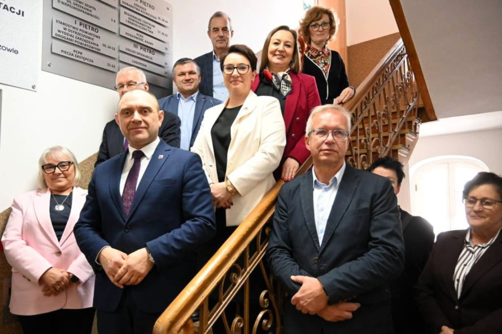 Winda w Powiatowym Centrum Pomocy Rodzinie