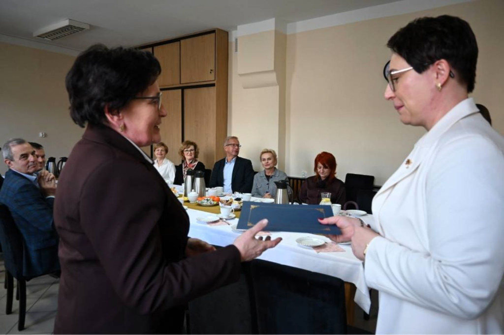 Winda w Powiatowym Centrum Pomocy Rodzinie