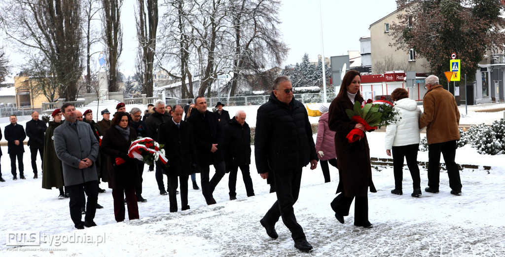 W hołdzie powstańcom wielkopolskim