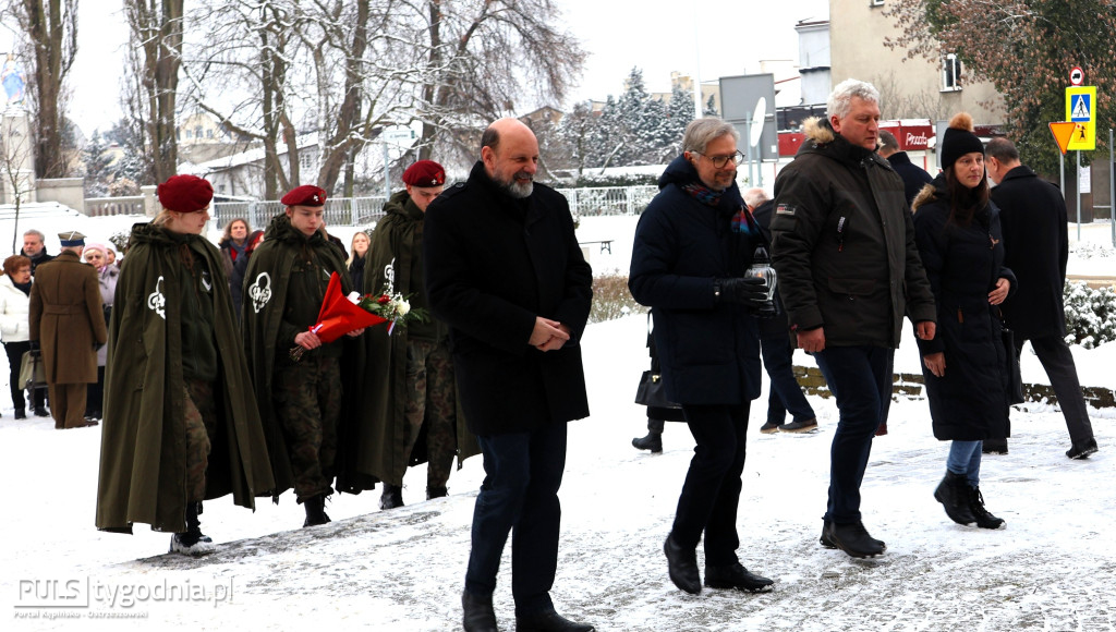 W hołdzie powstańcom wielkopolskim