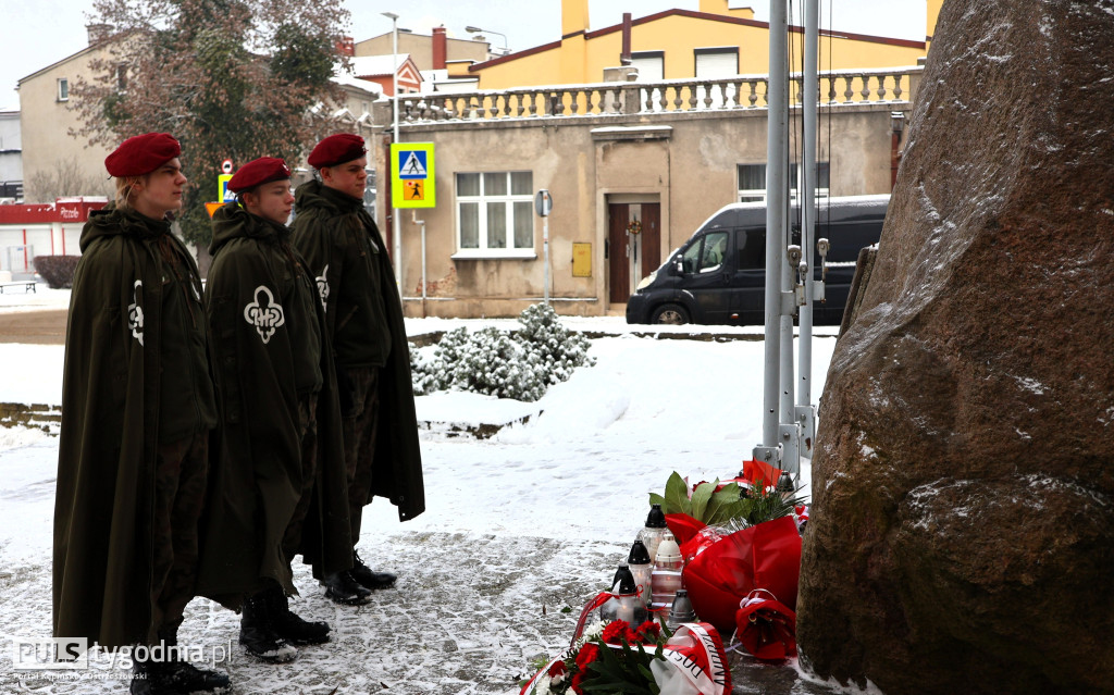 W hołdzie powstańcom wielkopolskim