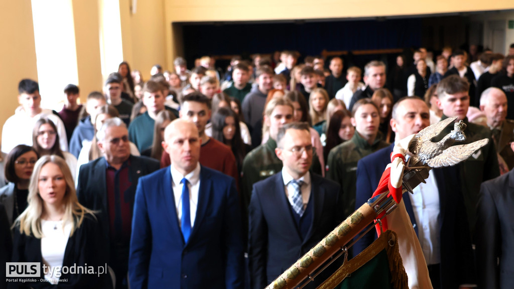 W hołdzie powstańcom wielkopolskim