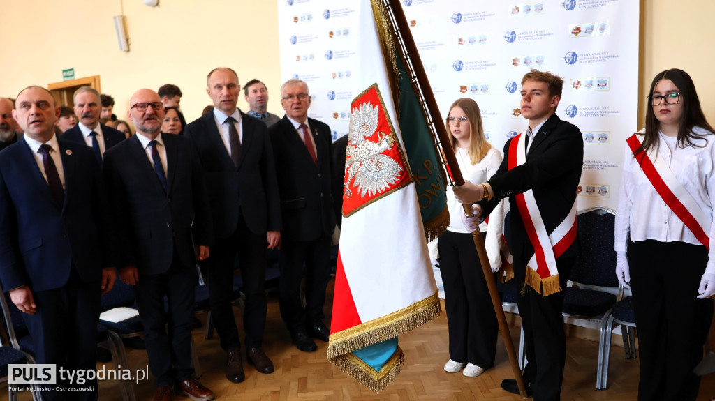 W hołdzie powstańcom wielkopolskim