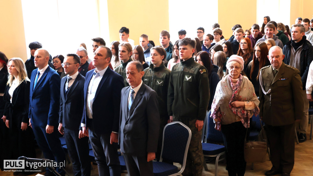 W hołdzie powstańcom wielkopolskim