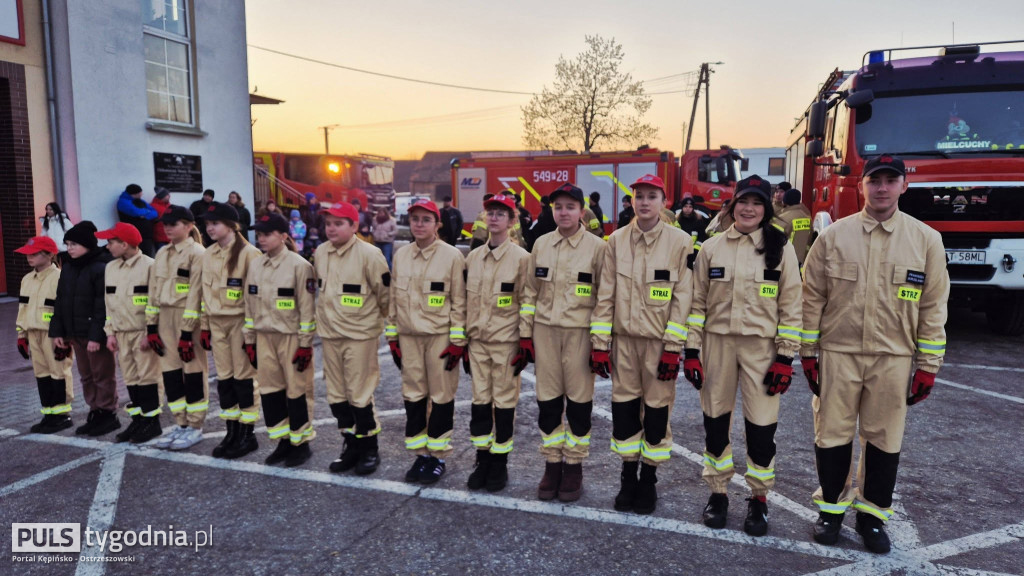 Nowe auto dla OSP Grabów nad Prosną