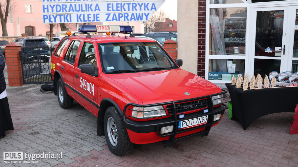 Nowe auto dla OSP Grabów nad Prosną