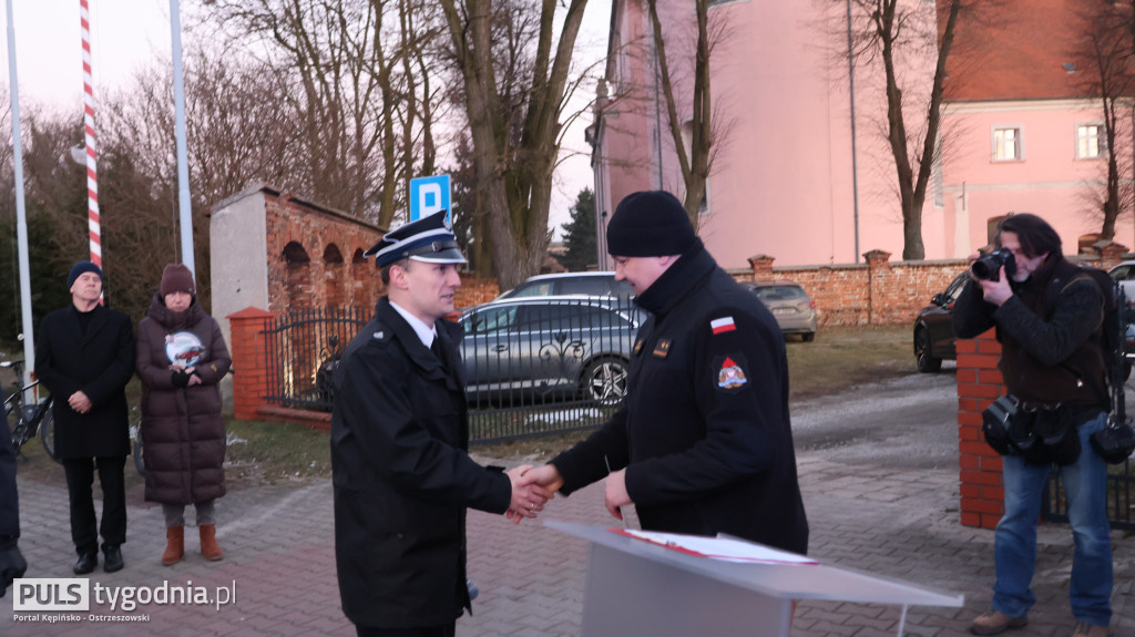 Nowe auto dla OSP Grabów nad Prosną