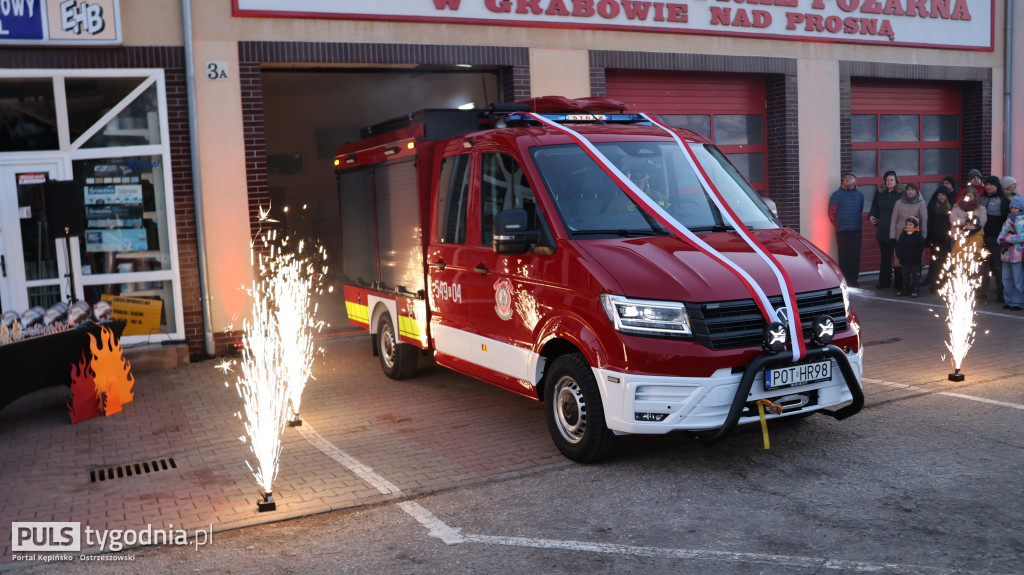 Nowe auto dla OSP Grabów nad Prosną