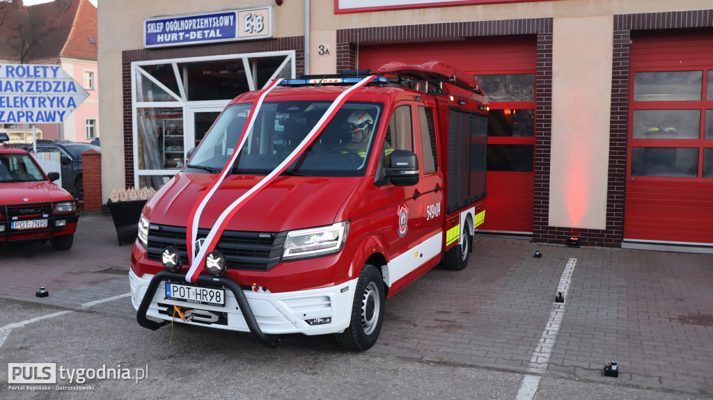Nowe auto dla OSP Grabów nad Prosną