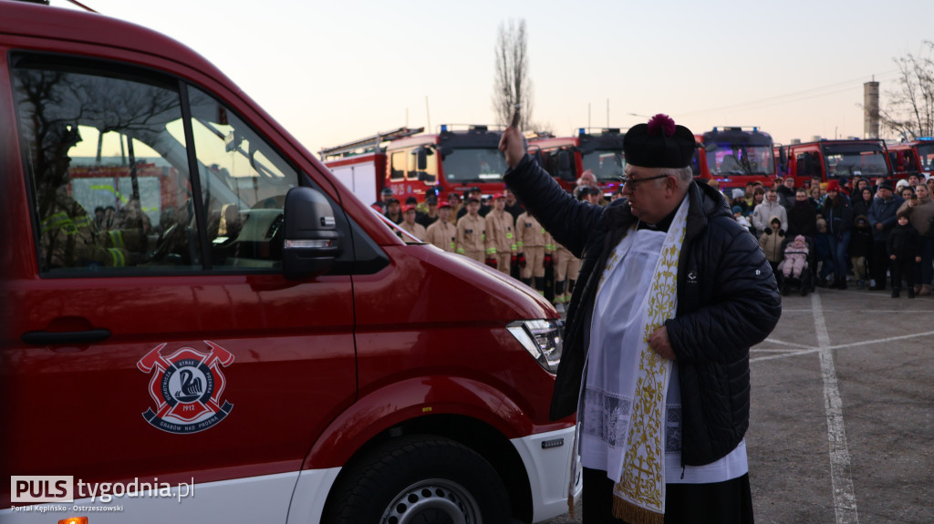 Nowe auto dla OSP Grabów nad Prosną