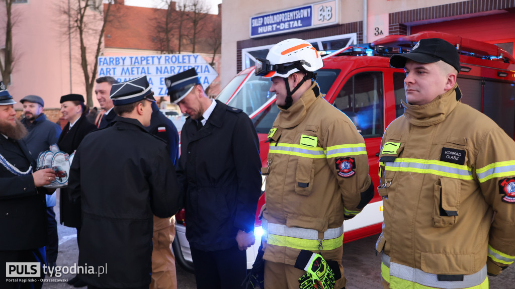 Nowe auto dla OSP Grabów nad Prosną