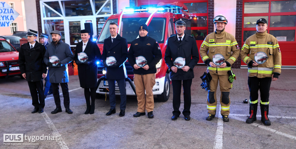 Nowe auto dla OSP Grabów nad Prosną
