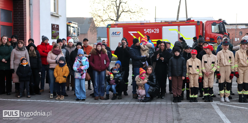 Nowe auto dla OSP Grabów nad Prosną