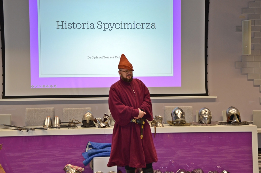 Mikstacka Szkoła św. Rocha na szlaku