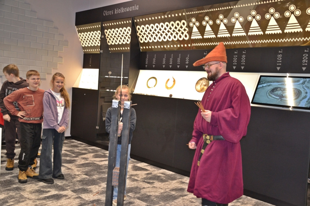 Mikstacka Szkoła św. Rocha na szlaku