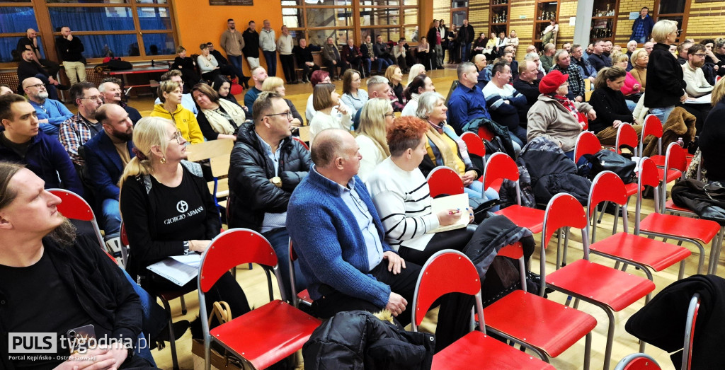 Debata w sprawie przywrócenia praw miejskich Kobylej Górze