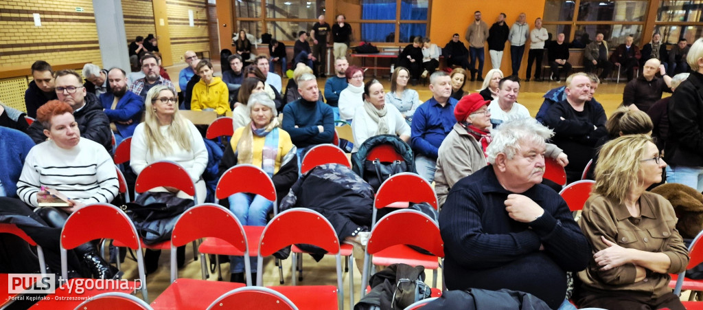 Debata w sprawie przywrócenia praw miejskich Kobylej Górze