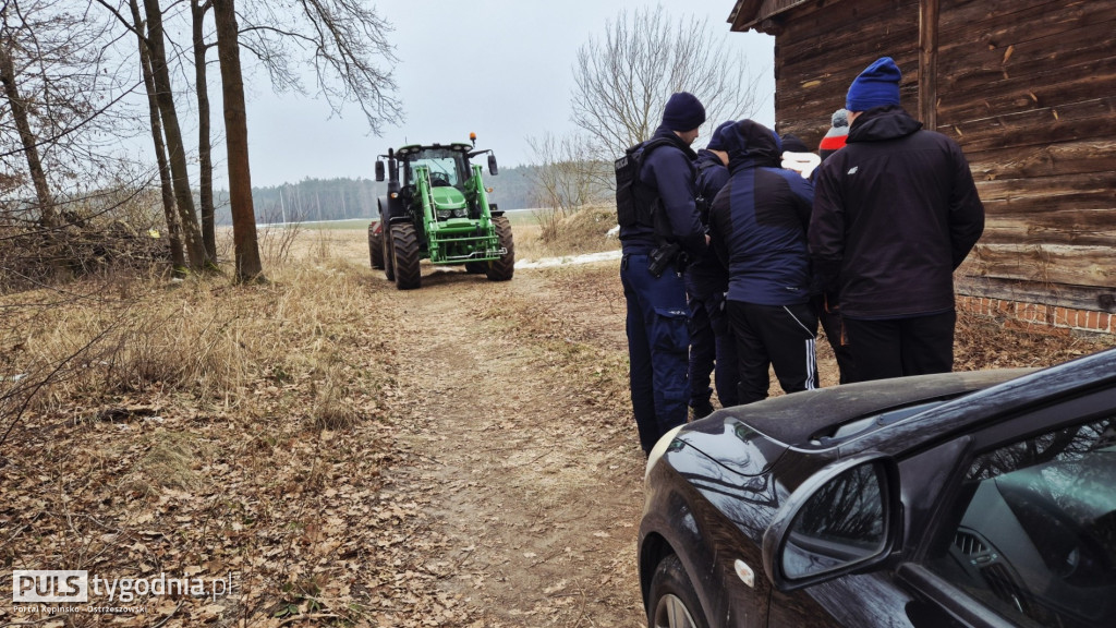 Pola skąpane we krwi