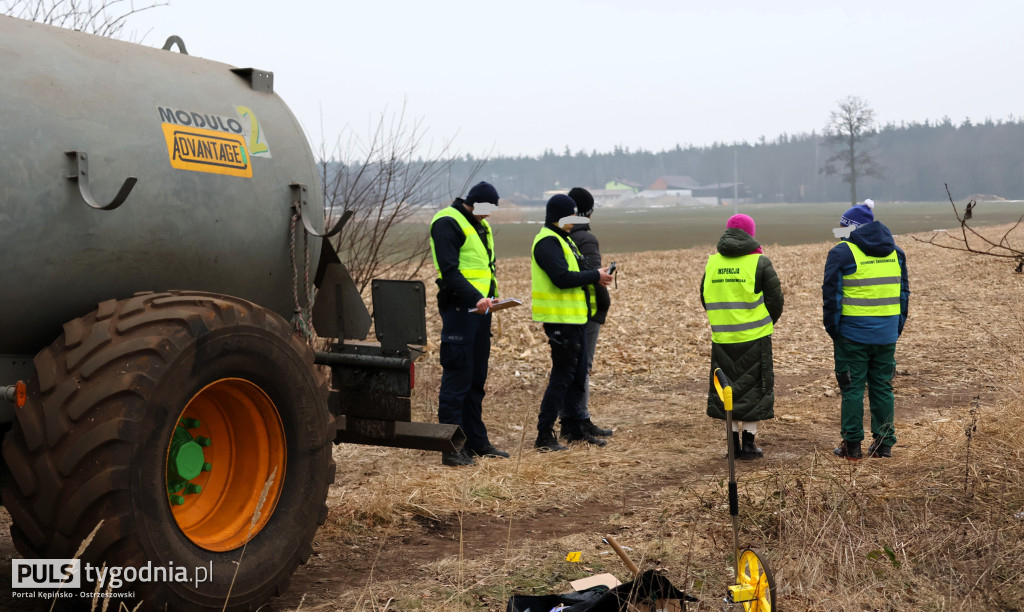 Pola skąpane we krwi