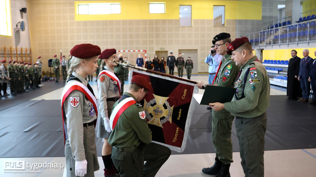 Harcerze z Mikstatu mają swój sztandar