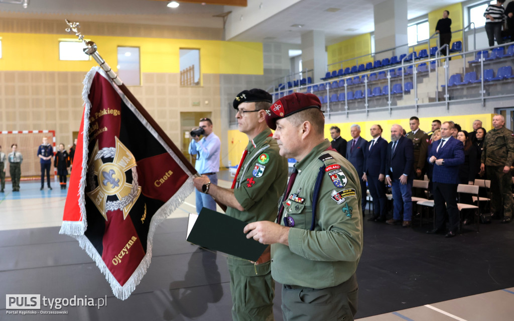 Harcerze z Mikstatu mają swój sztandar