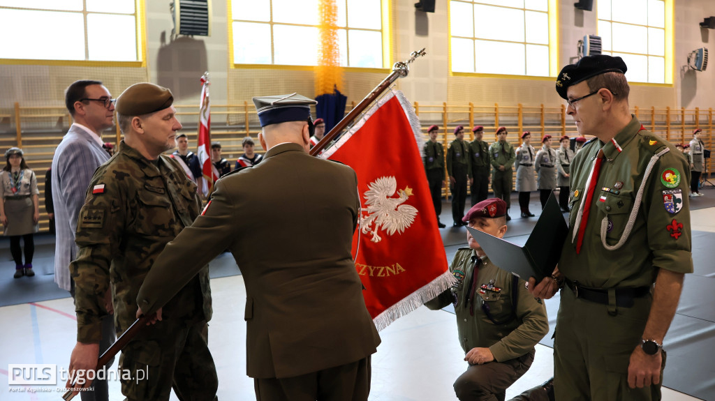 Harcerze z Mikstatu mają swój sztandar