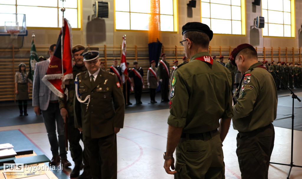 Harcerze z Mikstatu mają swój sztandar