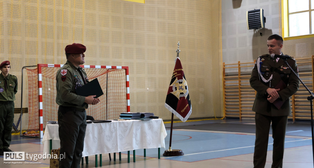 Harcerze z Mikstatu mają swój sztandar