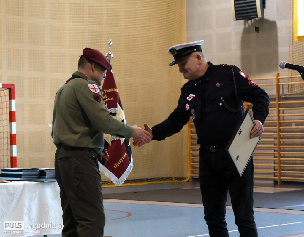 Harcerze z Mikstatu mają swój sztandar