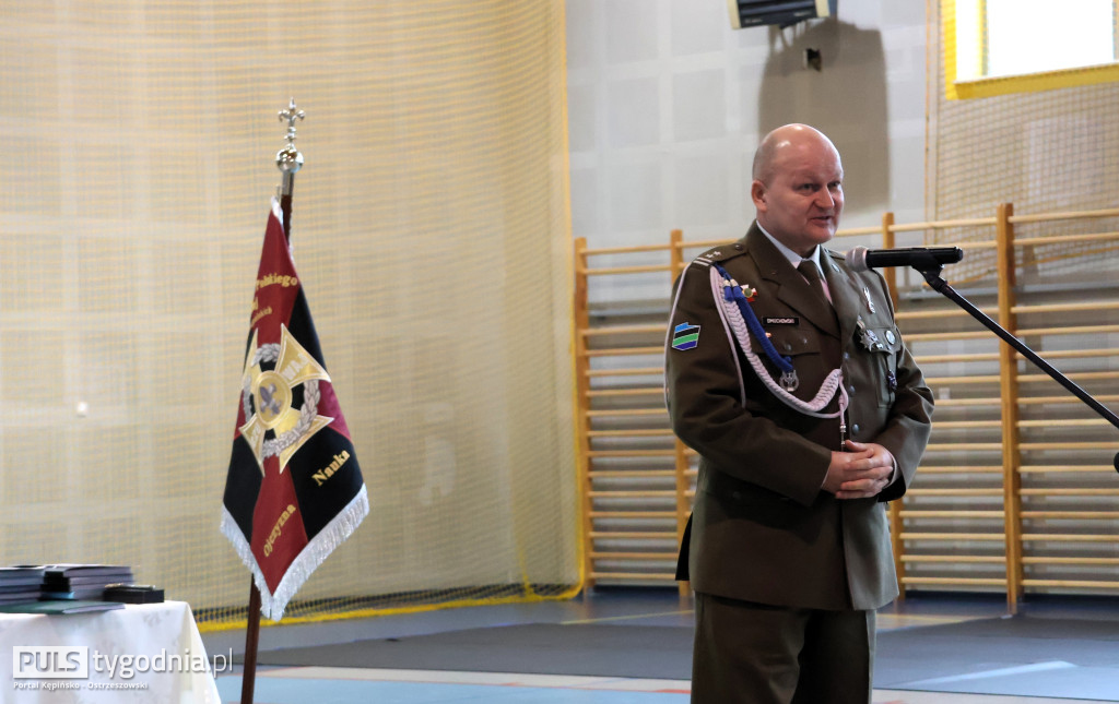 Harcerze z Mikstatu mają swój sztandar