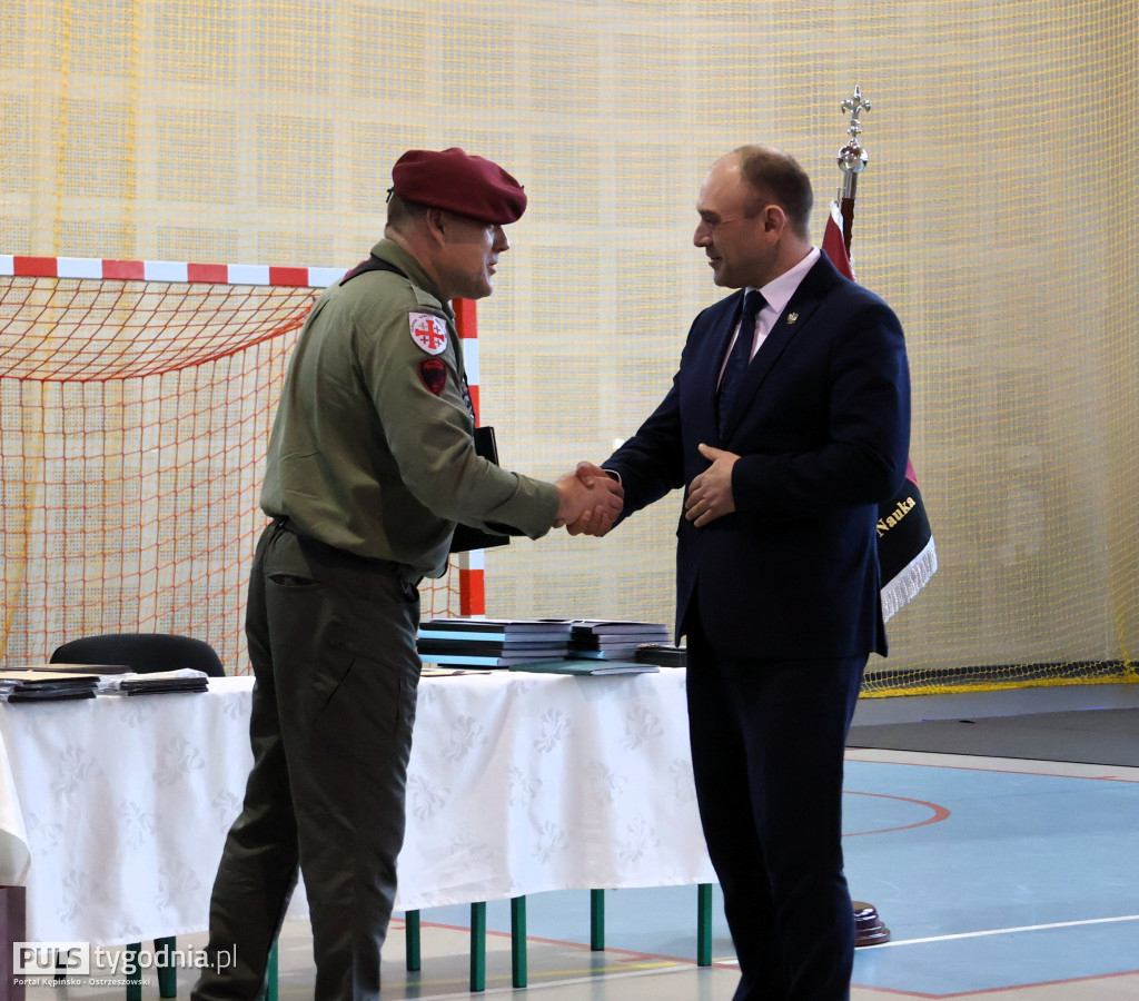 Harcerze z Mikstatu mają swój sztandar