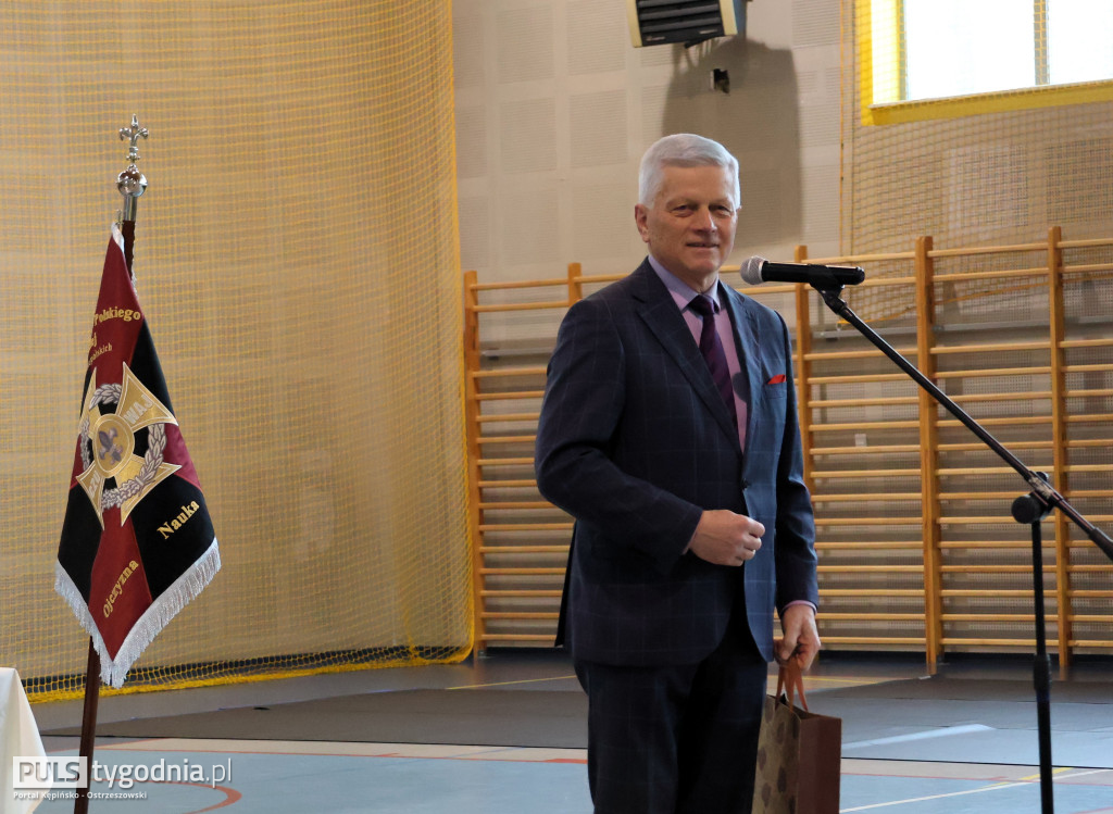 Harcerze z Mikstatu mają swój sztandar