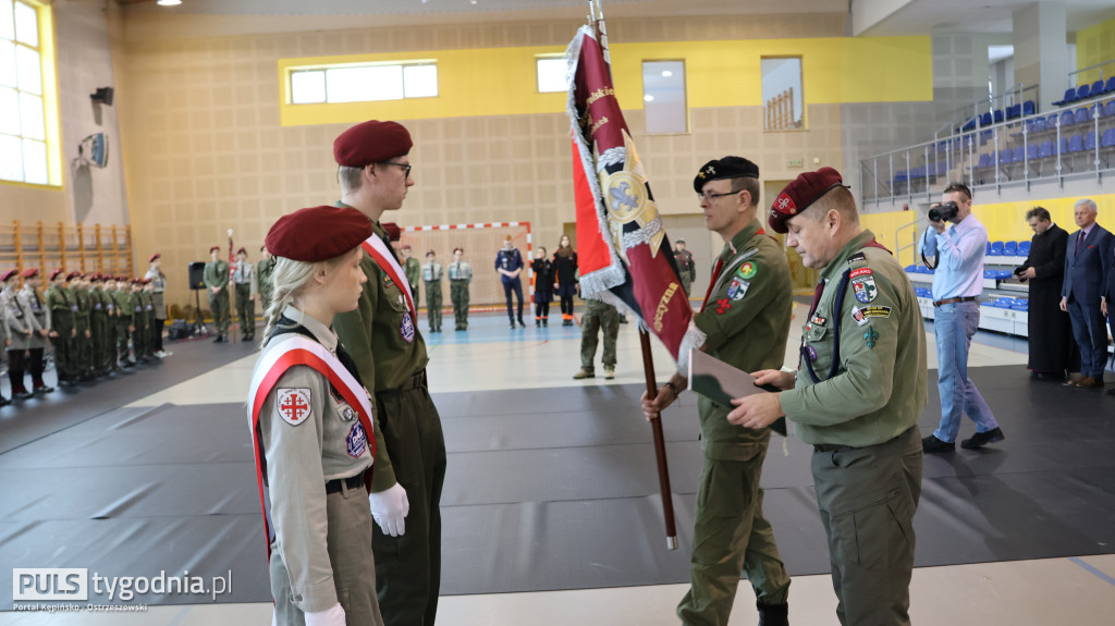 Harcerze z Mikstatu mają swój sztandar