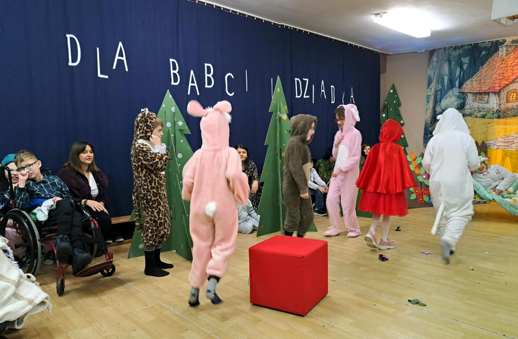 Dzień Babci i Dziadka w SOSW w Ostrzeszowie
