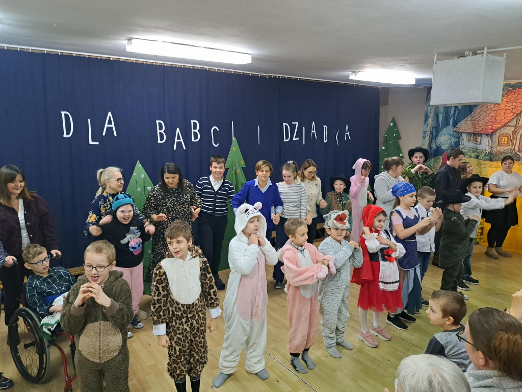 Dzień Babci i Dziadka w SOSW w Ostrzeszowie