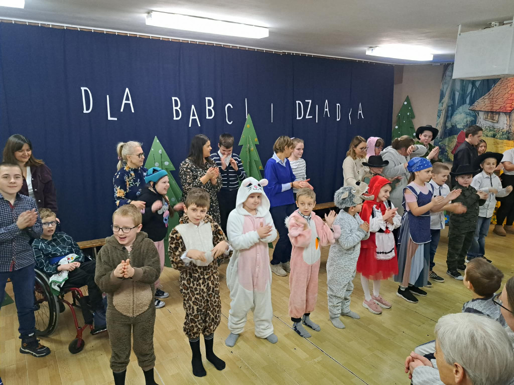 Dzień Babci i Dziadka w SOSW w Ostrzeszowie