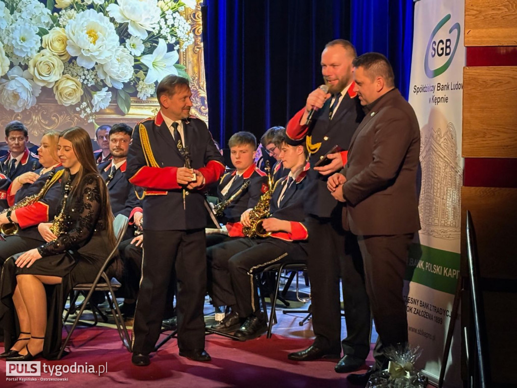 Miejska Orkiestra Dęta zagrała dla wszystkich Pań