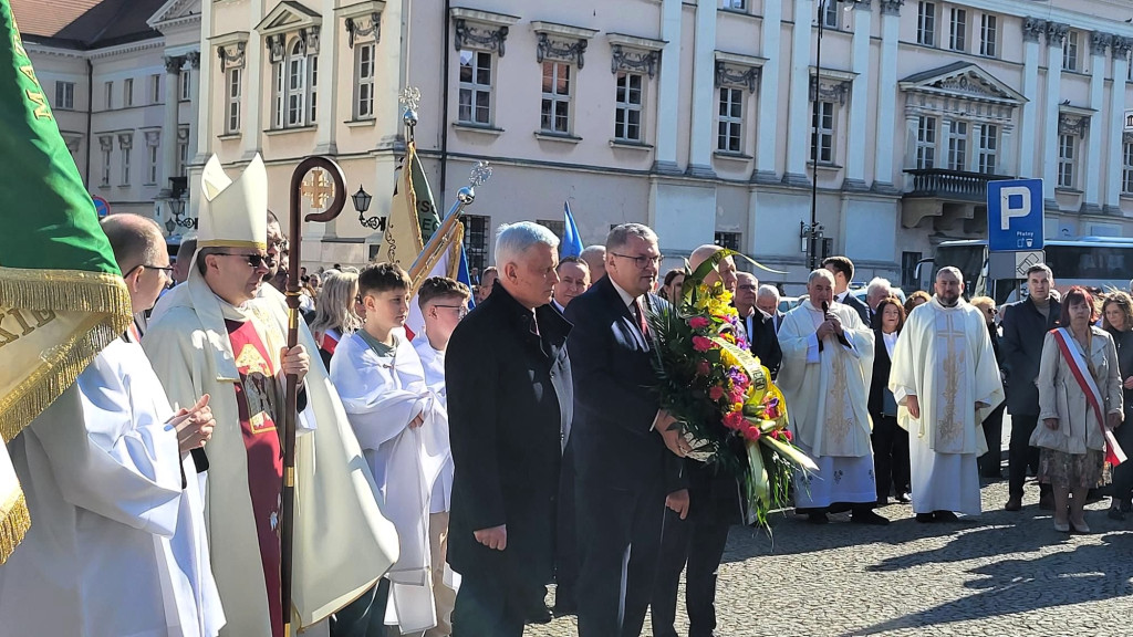 Tysiąc sołtysów Pielgrzymowało do Kalisza
