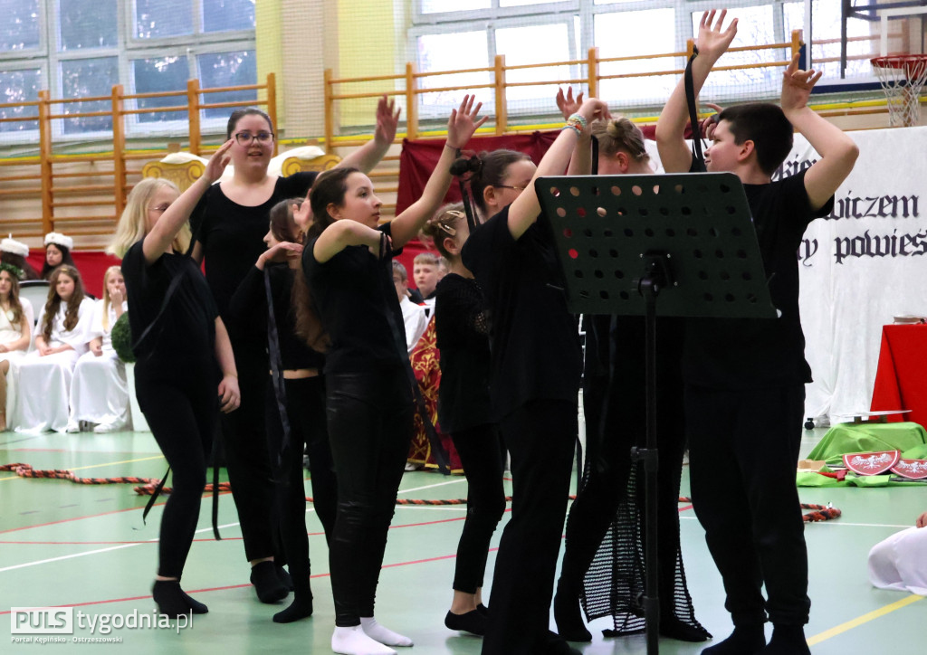 KRASZEWICE: Z Sienkiewiczem przez karty powieści