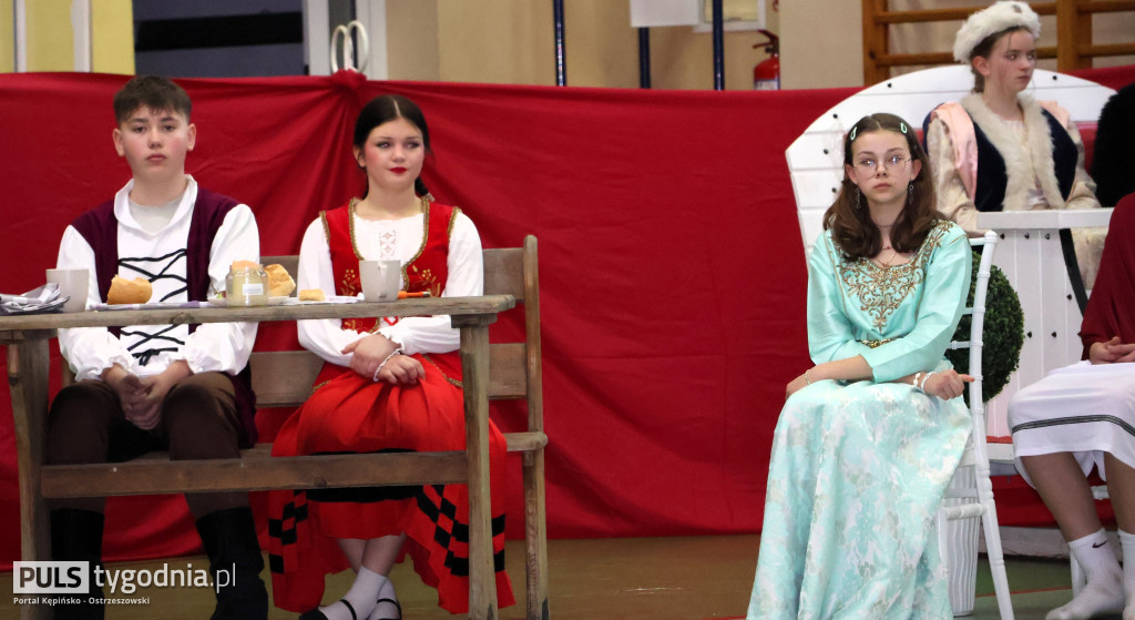 KRASZEWICE: Z Sienkiewiczem przez karty powieści