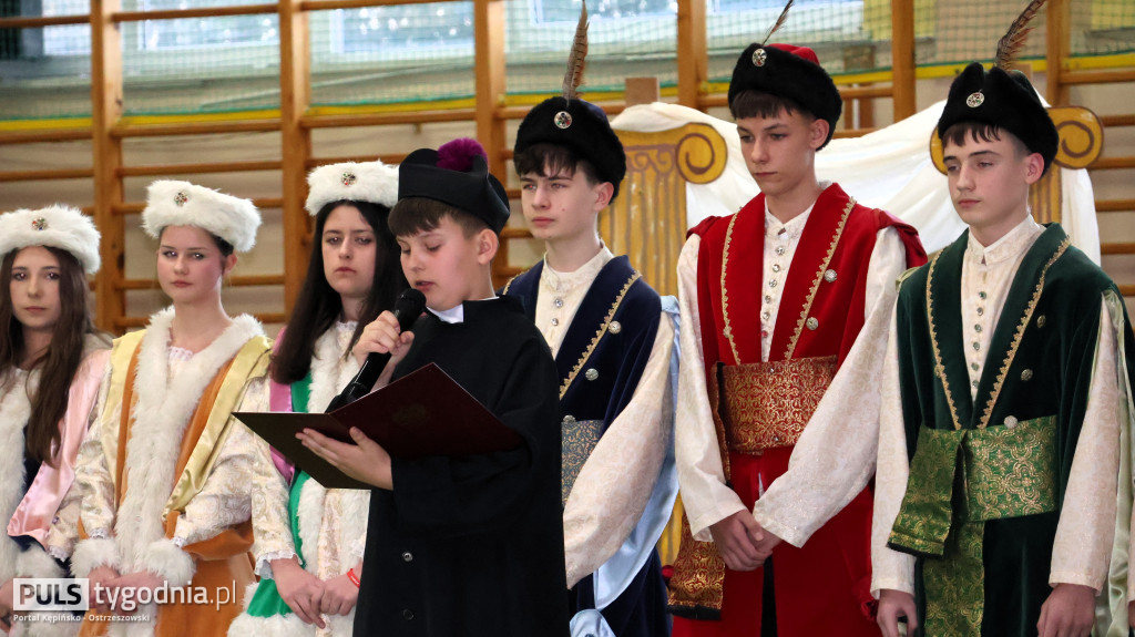 KRASZEWICE: Z Sienkiewiczem przez karty powieści