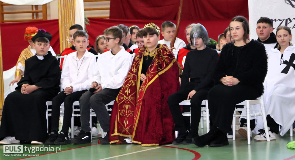 KRASZEWICE: Z Sienkiewiczem przez karty powieści