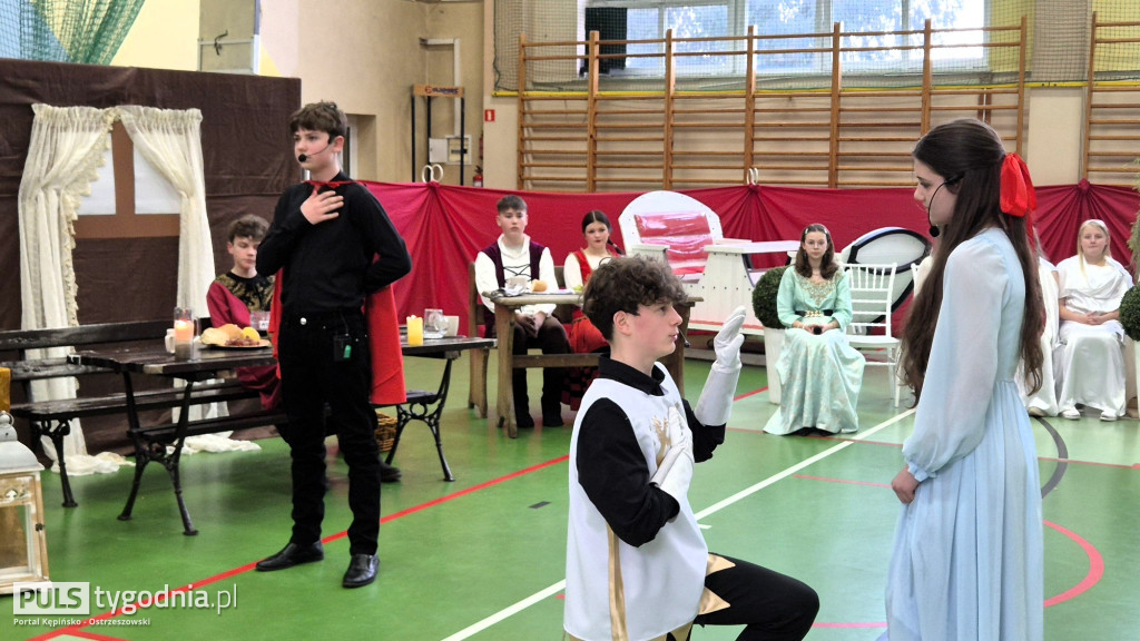 KRASZEWICE: Z Sienkiewiczem przez karty powieści