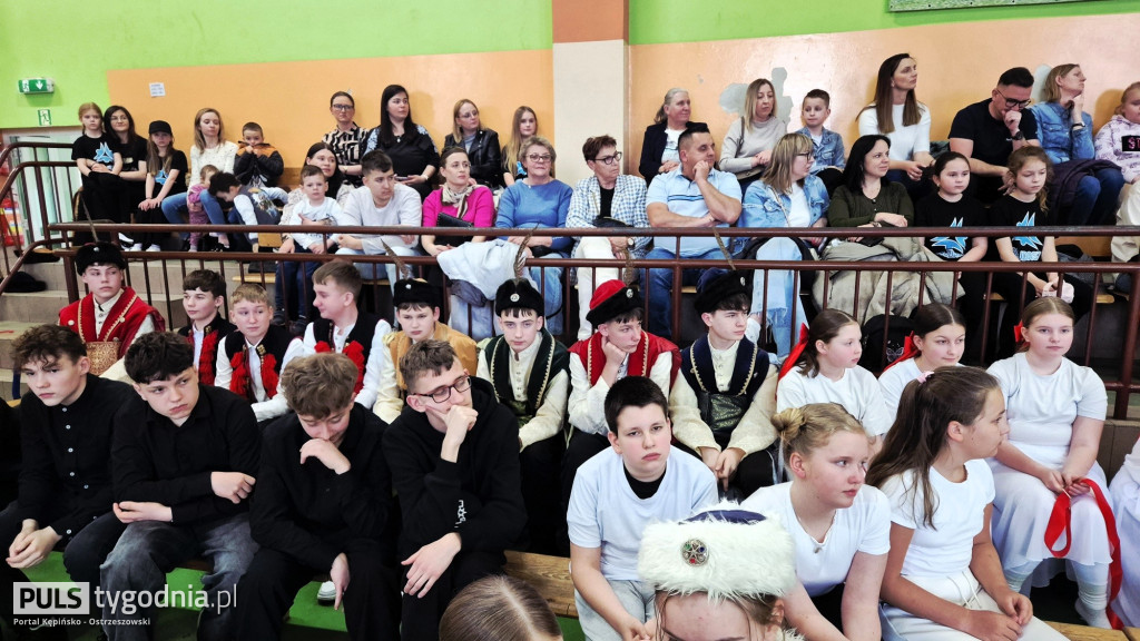 KRASZEWICE: Z Sienkiewiczem przez karty powieści