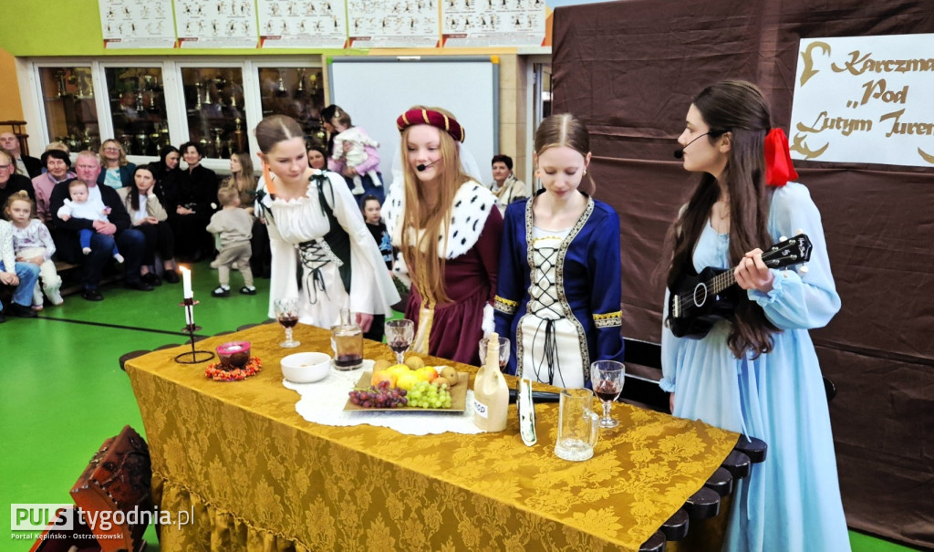 KRASZEWICE: Z Sienkiewiczem przez karty powieści