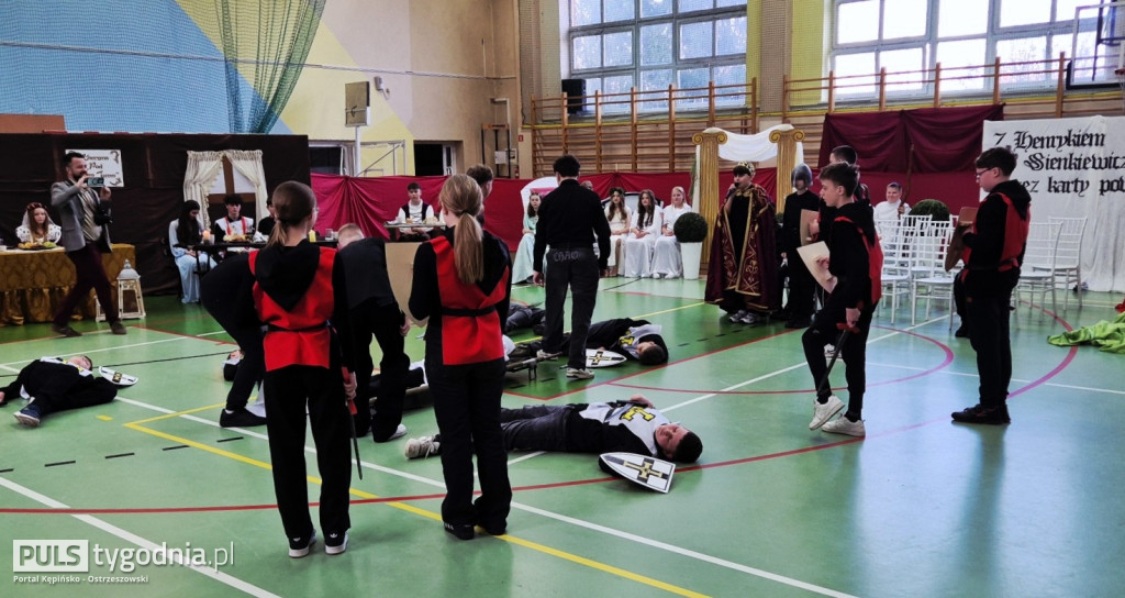 KRASZEWICE: Z Sienkiewiczem przez karty powieści