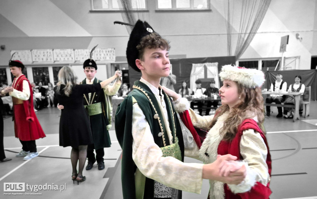 KRASZEWICE: Z Sienkiewiczem przez karty powieści