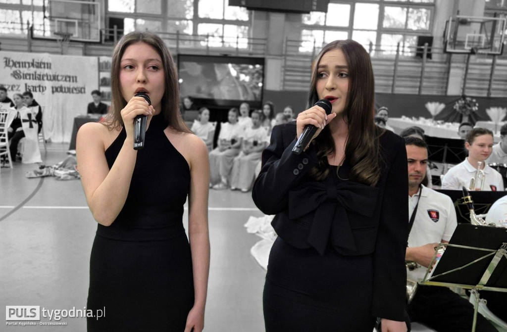 KRASZEWICE: Z Sienkiewiczem przez karty powieści