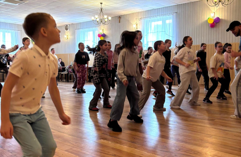 Taneczna niedziela w Biskupicach Zab.