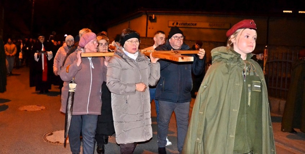 XVII Droga Krzyżowa ulicami Mikstatu